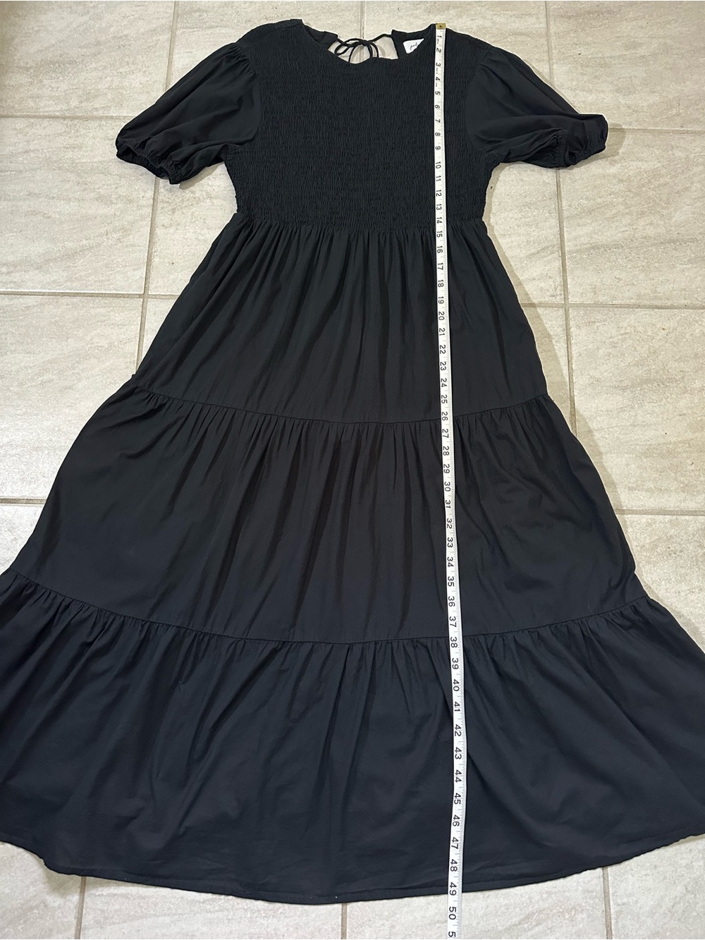 Petal & Pup Naura Black Shirred Tiered Midi Dress Smocked Puff-Sleeve Size 8 - Picture 10 of 10